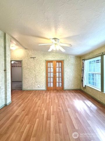 11100 4th Avenue #28, Everett, WA 98204