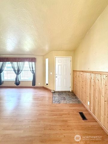 11100 4th Avenue #28, Everett, WA 98204