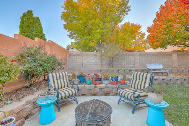 6332 Calle Tesoro NW, Albuquerque, NM 87114