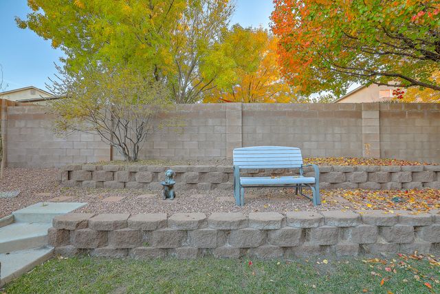 6332 Calle Tesoro NW, Albuquerque, NM 87114