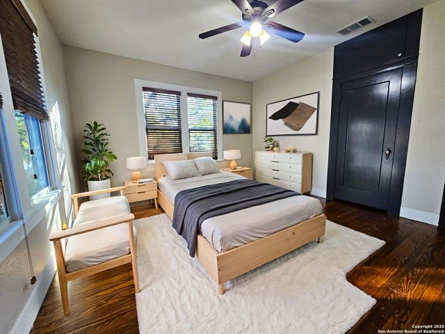 624 S Austin, Seguin, TX 78155