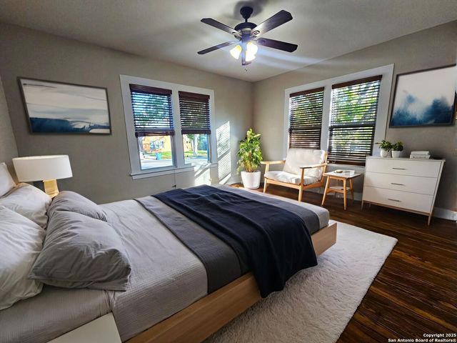 624 S Austin, Seguin, TX 78155