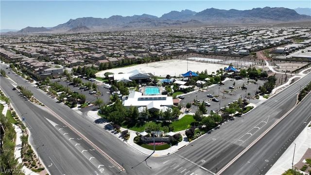 10590 Dryades Avenue, Las Vegas, NV 89166