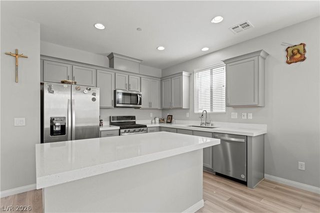 10590 Dryades Avenue, Las Vegas, NV 89166