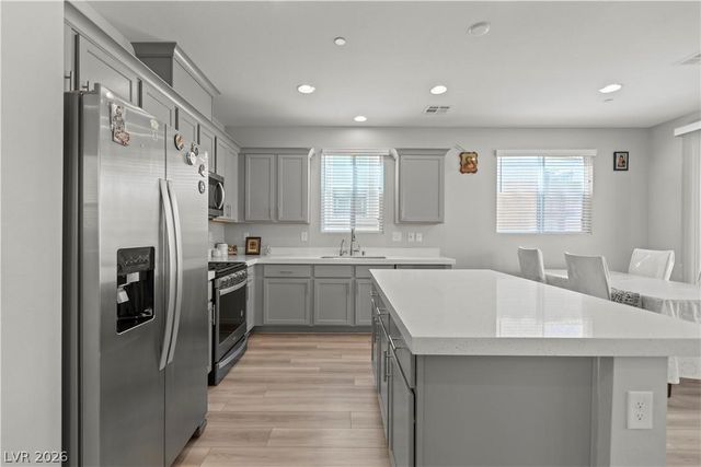 10590 Dryades Avenue, Las Vegas, NV 89166