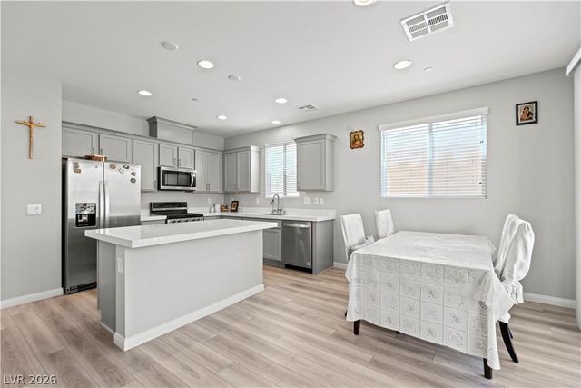 10590 Dryades Avenue, Las Vegas, NV 89166