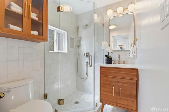 2725 20th Street, San Francisco, CA 94110