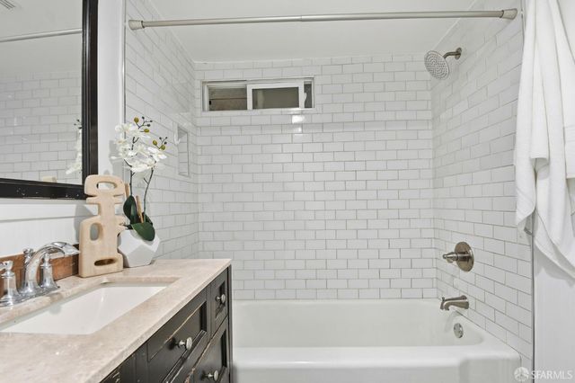 2725 20th Street, San Francisco, CA 94110