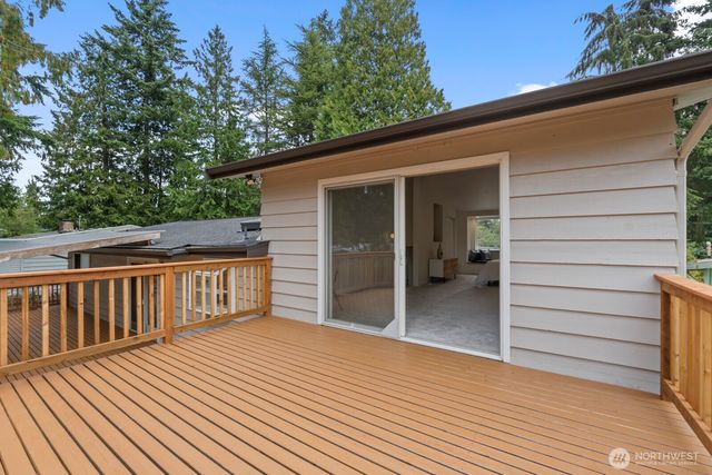 18045 3rd Ave NE, Shoreline, WA 98155