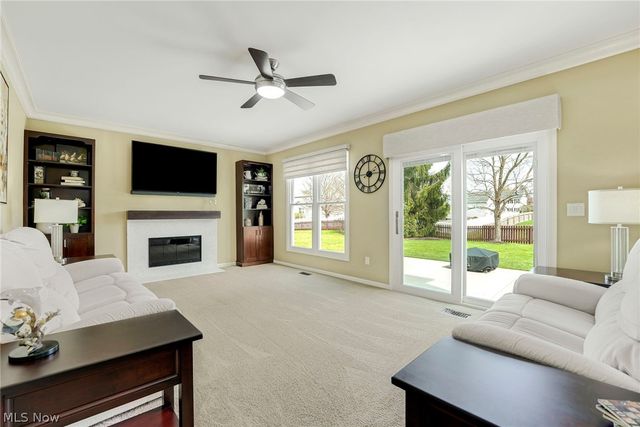 10287 Laura Lane, Twinsburg, OH 44087
