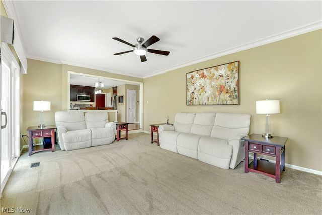 10287 Laura Lane, Twinsburg, OH 44087