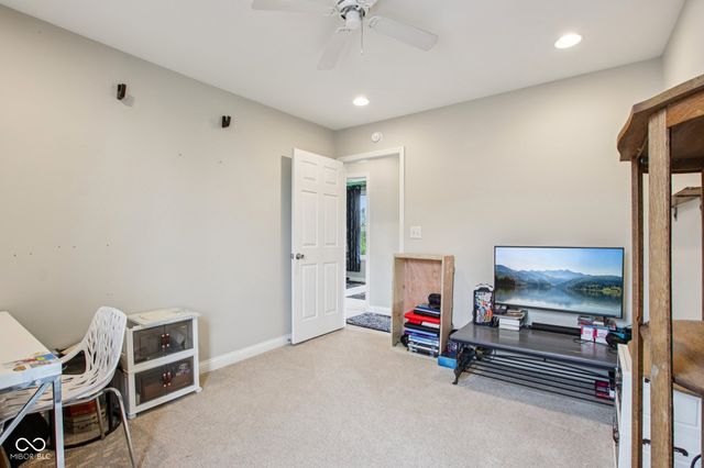 142 S 4th Avenue, Beech Grove, IN 46107