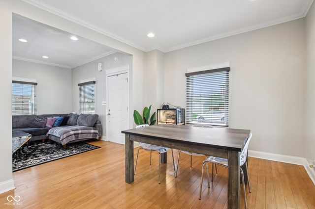 142 S 4th Avenue, Beech Grove, IN 46107