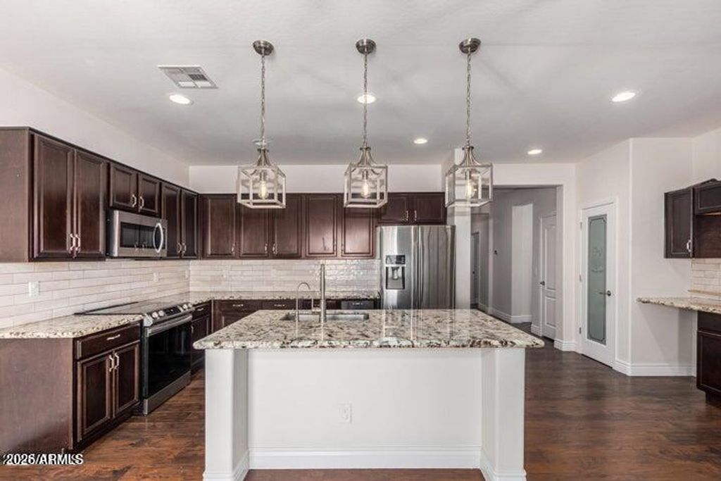 2466 E Katrina Trail, Casa Grande, AZ 85194