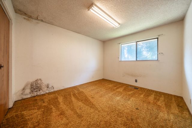 8743 Airport Road, Redding, CA 96002