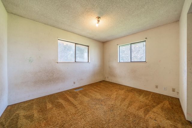 8743 Airport Road, Redding, CA 96002