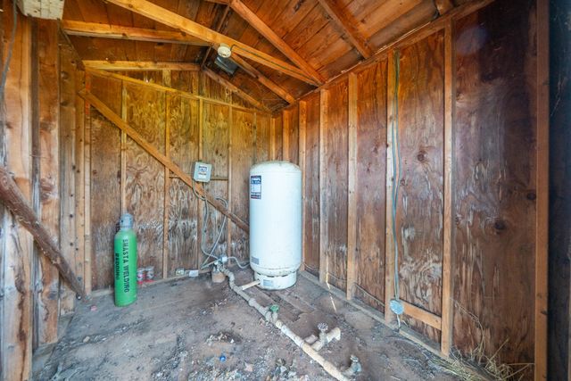 8743 Airport Road, Redding, CA 96002