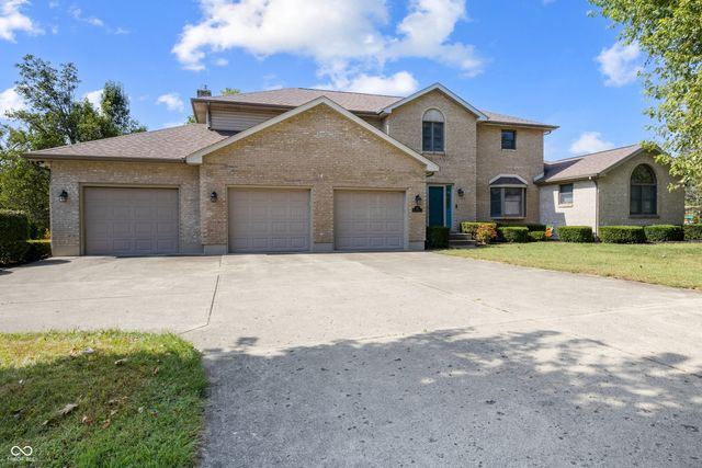 413 N Gray Road, Connersville, IN 47331