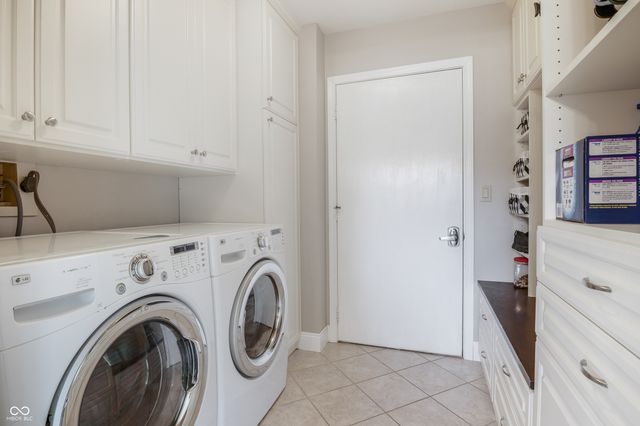 413 N Gray Road, Connersville, IN 47331