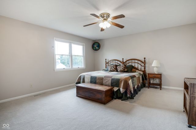 413 N Gray Road, Connersville, IN 47331