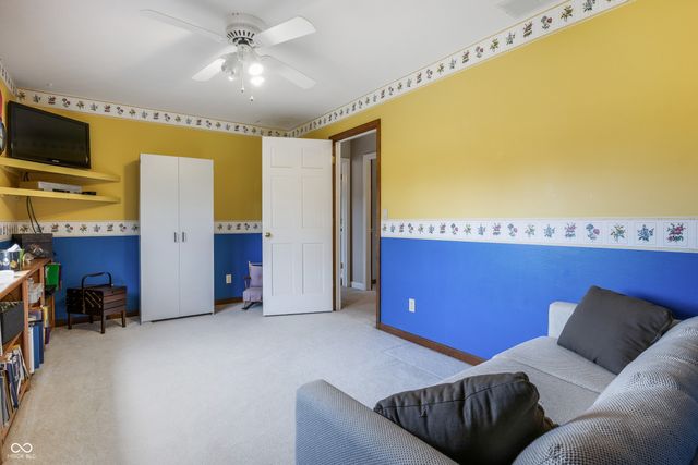 413 N Gray Road, Connersville, IN 47331