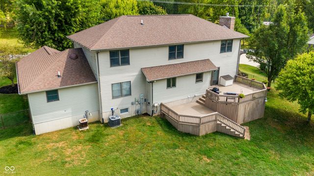 413 N Gray Road, Connersville, IN 47331