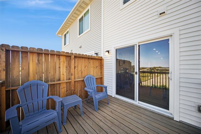 5917 NW 90th Court, Johnston, IA 50131