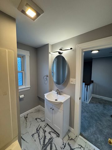 18 Brimsmead St, Marlborough, MA 01752
