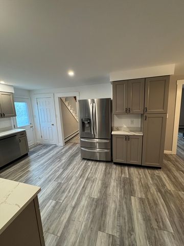 18 Brimsmead St, Marlborough, MA 01752