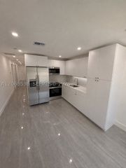 607 NW 8th Ave, Pompano Beach, FL 33060
