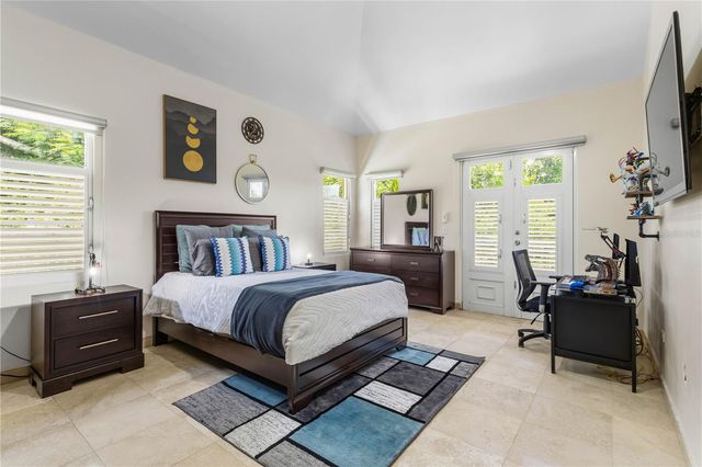 E10 C5, Guaynabo, PR 00969