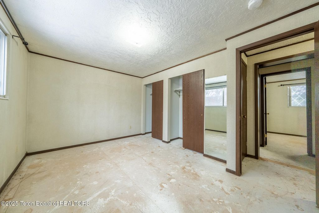 700 E PEARL Avenue, Jackson, WY 83001 photo 16