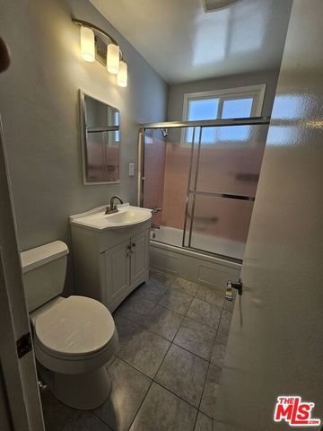 1227 S Holt Avenue, Los Angeles, CA 90035