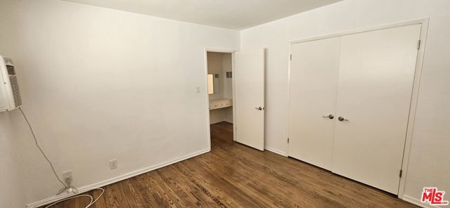 1227 S Holt Avenue, Los Angeles, CA 90035