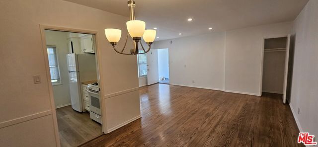 1227 S Holt Avenue, Los Angeles, CA 90035