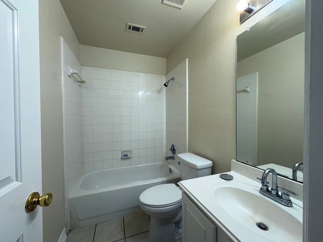 4701 Seachest Lane, Arlington, TX 76016