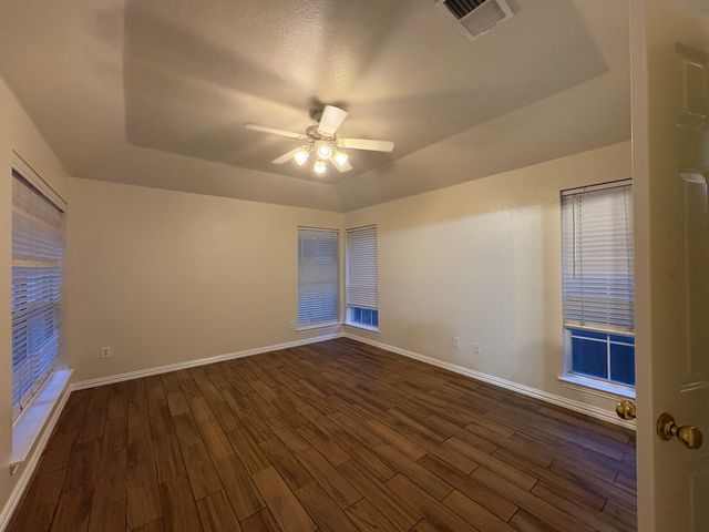 4701 Seachest Lane, Arlington, TX 76016