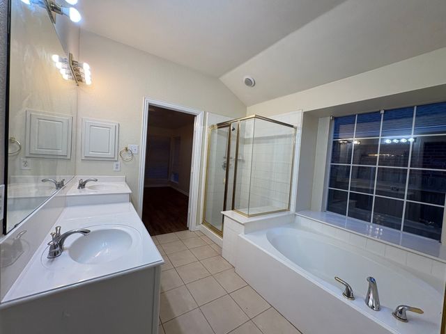 4701 Seachest Lane, Arlington, TX 76016