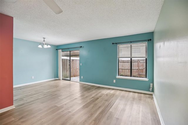 1310 MOUNTAINVIEW DRIVE 105, Tampa, FL 33612