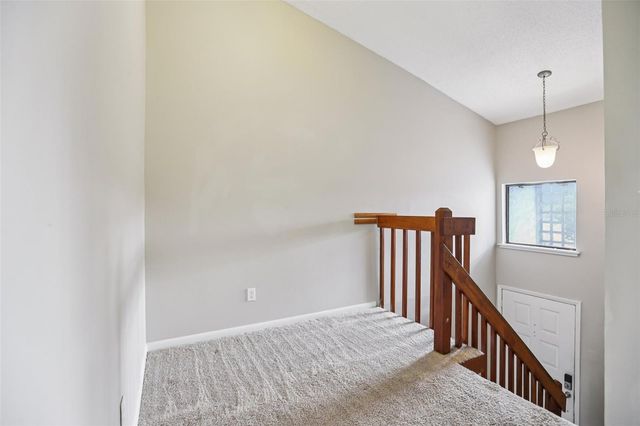 1310 MOUNTAINVIEW DRIVE 105, Tampa, FL 33612