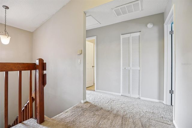 1310 MOUNTAINVIEW DRIVE 105, Tampa, FL 33612