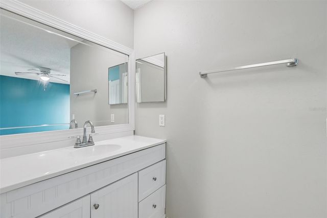 1310 MOUNTAINVIEW DRIVE 105, Tampa, FL 33612