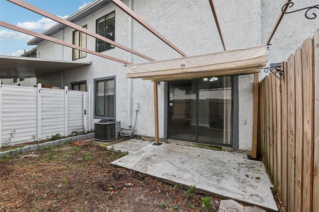 1310 MOUNTAINVIEW DRIVE 105, Tampa, FL 33612