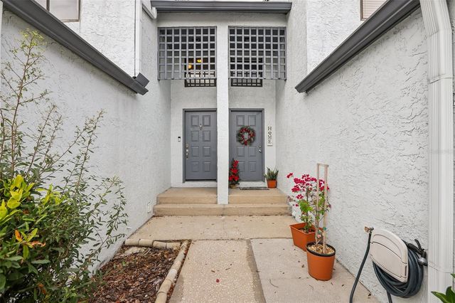 1310 MOUNTAINVIEW DRIVE 105, Tampa, FL 33612