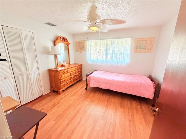 1439 15th ST, Cape Coral, FL 33990