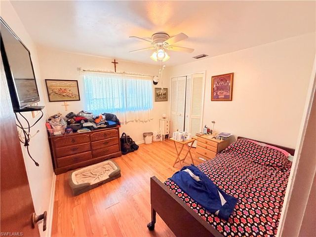 1439 15th ST, Cape Coral, FL 33990