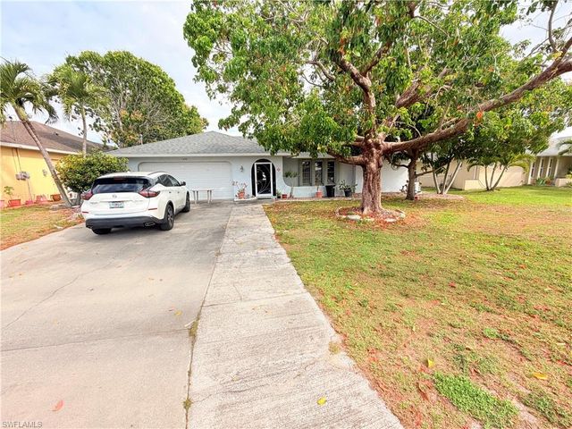 1439 15th ST, Cape Coral, FL 33990