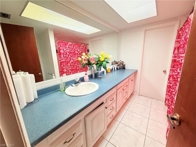 1439 15th ST, Cape Coral, FL 33990