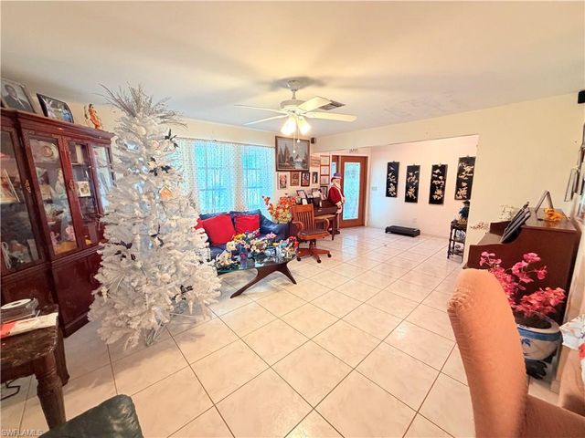 1439 15th ST, Cape Coral, FL 33990