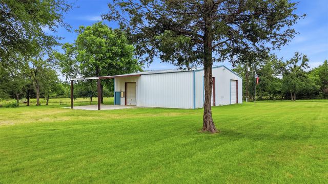 2700 Randell Lake Road, Denison, TX 75020